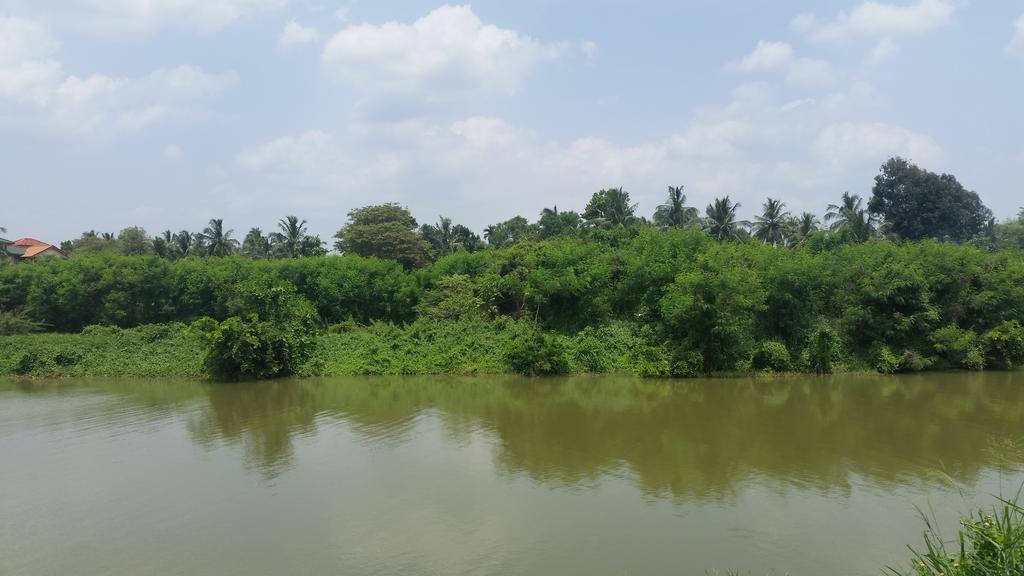 Sunhill Lake Tourist Rest Anuradhapura Exterior photo