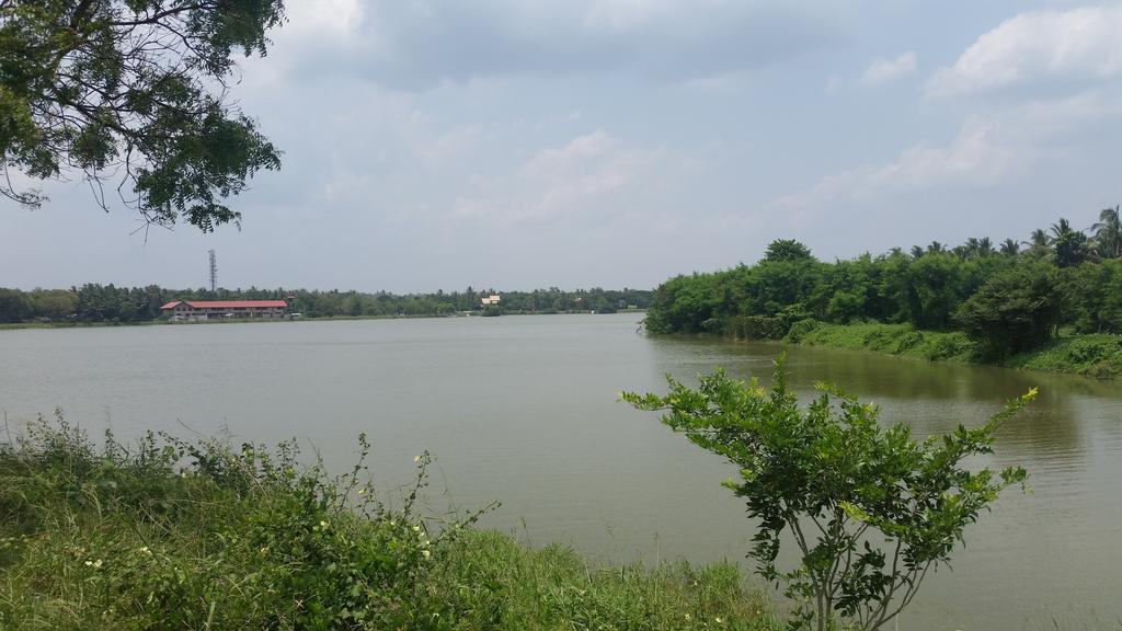 Sunhill Lake Tourist Rest Anuradhapura Exterior photo